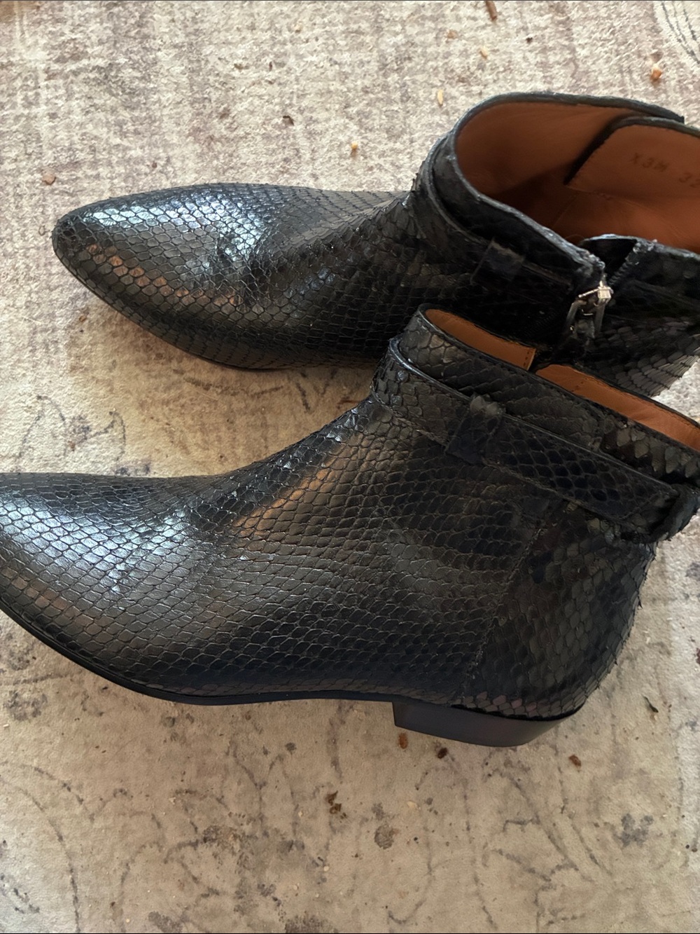 Emporio Armani Black Snakeskin Leather Ankle Boots 37/7 made in Italy
